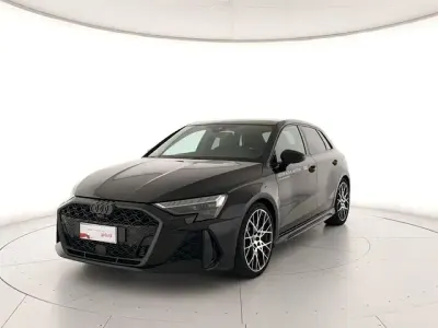 Nuova Audi RS3 Sportback Comfort 400 CV (294 kW) 2025 Nero mythos metallizzato Utilitaria