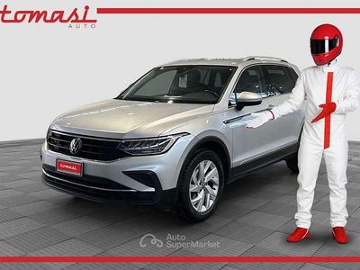Usata VW Tiguan Life 150 CV (110 kW) 2023 Reflex silver SUV