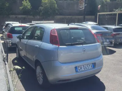 Usata Fiat Punto Classica 69 CV (50 kW) 2007 Grigio Utilitaria