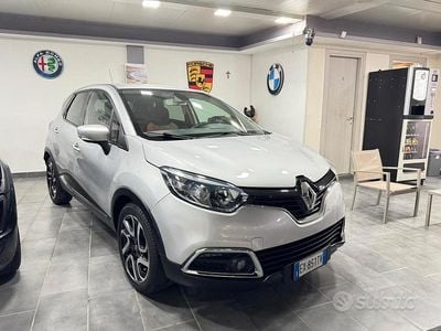 Grigio Usata 2015 Renault Captur SUV | 6999 € (Buon prezzo)