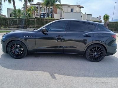 Usata Maserati Levante 250 CV (183 kW) 2019 Nero SUV
