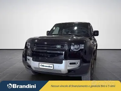 Usata Land Rover Defender Dynamic 200 CV (147 kW) 2023 Nero SUV