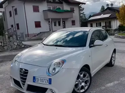 Begagnad Alfa Romeo MiTo Distinctive 95 HK (69 kW) 2010 Vit Halvkombi