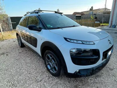 Usata Citroën C4 92 CV (67 kW) 2014 Bianco SUV