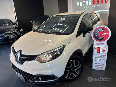 Usata Renault Captur Intens 90 CV (66 kW) 2015 Beige SUV