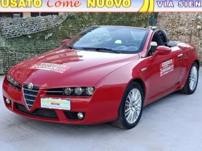Usata Alfa Romeo Spider 210 CV (154 kW) 2009 Rosso Cabrio
