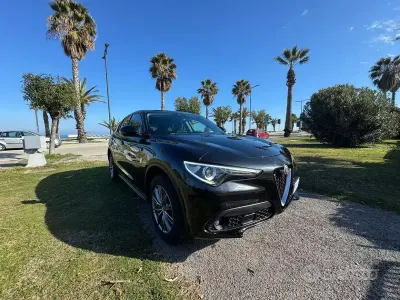 Usata Alfa Romeo Stelvio Business 209 CV (153 kW) 2018 Nero SUV
