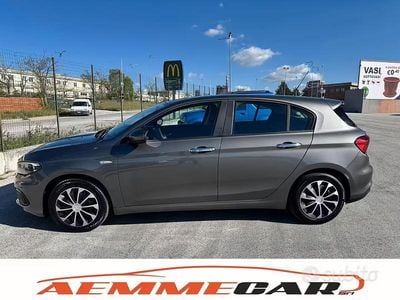 Usata Fiat Tipo Easy 120 CV (88 kW) 2017 Grigio Berlina