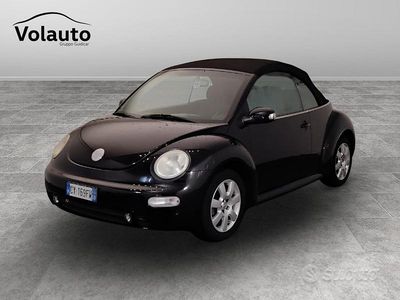 Usata VW New Beetle 102 CV (75 kW) 2005 Nero Utilitaria