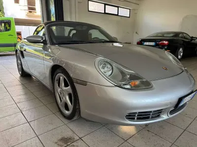 Usata Porsche Boxster 252 CV (185 kW) 2002 Argento Cabrio