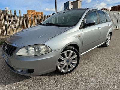 Usata Fiat Croma Active 149 CV (109 kW) 2008 Grigio Station wagon