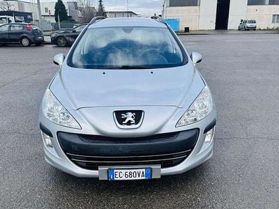 Usata Peugeot 308 Premium 109 CV (80 kW) 2010 Argento Station wagon
