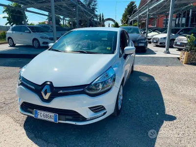 Usata Renault Clio IV 73 CV (53 kW) 2016 Bianco Berlina