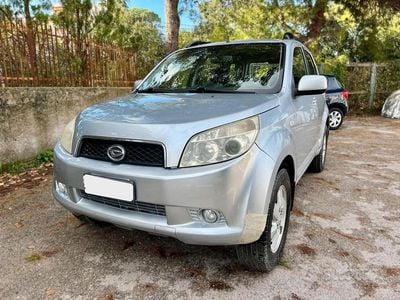 Usata Daihatsu Terios 90 CV (66 kW) 2006 Grigio SUV