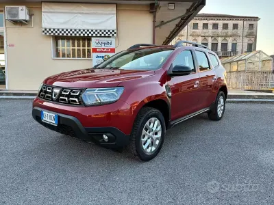 Usata Dacia Duster Comfort 101 CV (74 kW) 2021 Rosso SUV