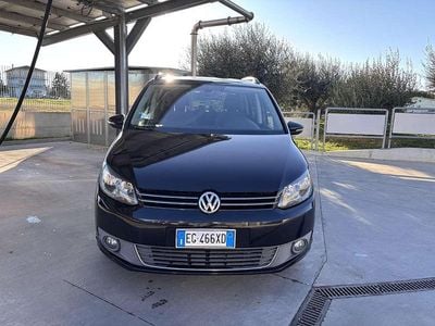 Begagnad VW Touran Trendline 150 HK (110 kW) 2012 Minibuss