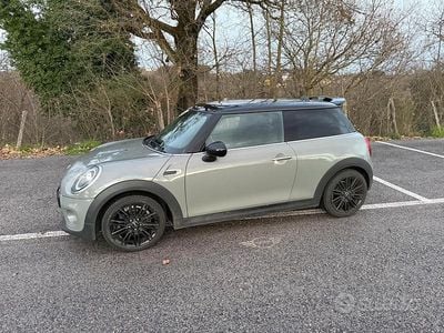 Begagnad Mini Cooper 2020 Halvkombi