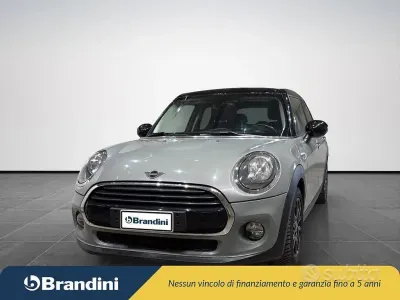 Usata Mini Cooper Hype 136 CV (100 kW) 2018 Grigio Utilitaria