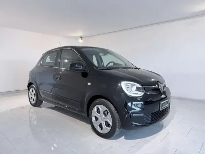 Usata Renault Twingo Signature 65 CV (47 kW) 2020 Nero Utilitaria