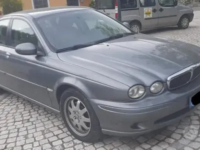 Usata Jaguar X-type 131 CV (96 kW) 2005 Grigio Berlina
