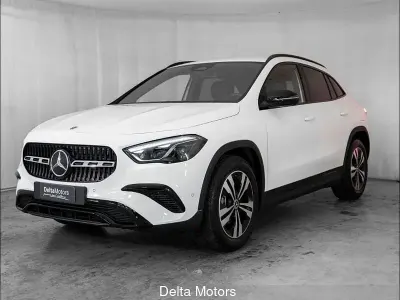 Nuova Mercedes GLA200 Progressive 150 CV (110 kW) 2026 Nero SUV