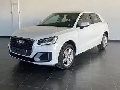 Usata Audi Q2 Design 116 CV (85 kW) 2016 Bianco SUV