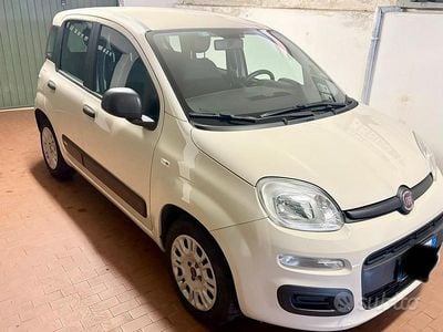 Käytetty Fiat Panda 69 HP (50 kW) 2017 Viistoperä