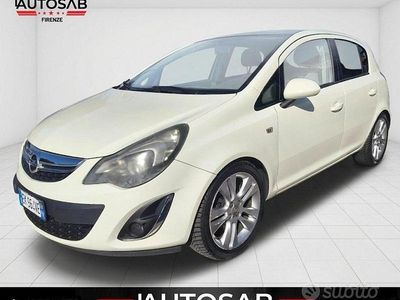 Usata Opel Corsa Cosmo 85 CV (62 kW) 2011 Giallo Utilitaria