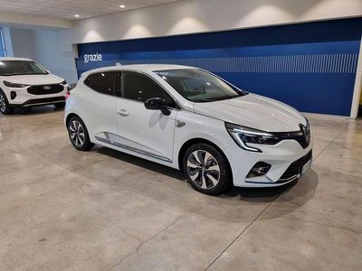 Begagnad Renault Clio V 91 HK (66 kW) 2020 Vit Sedan