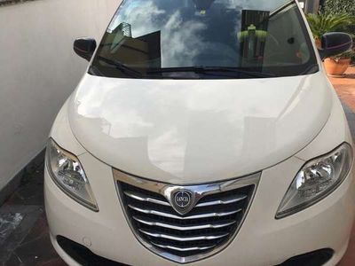 usata Lancia Ypsilon 1.2 8v Elefantino 69cv