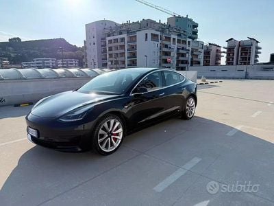 Usata Tesla Model 3 Standard Range Plus 239 kW (325 CV) 2020 Nero Berlina