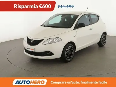 Usata Lancia Ypsilon Gold 69 CV (50 kW) 2021 Bianco Utilitaria