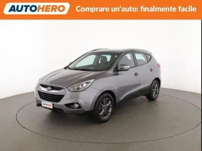 Usado Hyundai ix35 Comfort 116 HP (85 kW) 2015 Cinzento SUV