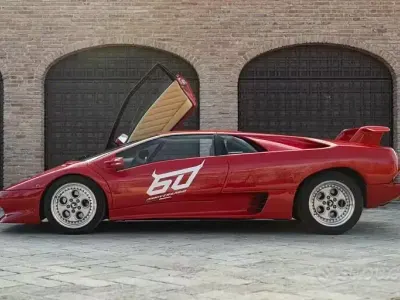 Usata Lamborghini Diablo 492 CV (361 kW) 1993 Rosso Coupé