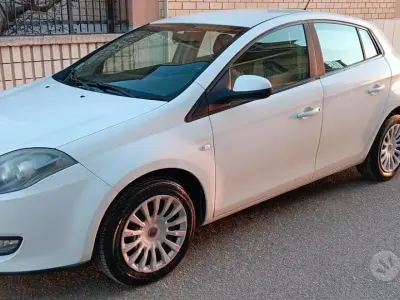 Usata Fiat Bravo 105 CV (77 kW) 2010 Utilitaria
