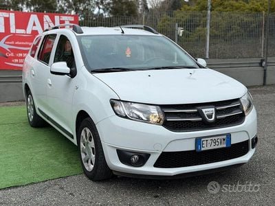 Usata Dacia Logan MCV Lauréate 90 CV (66 kW) 2014 Bianco Station wagon