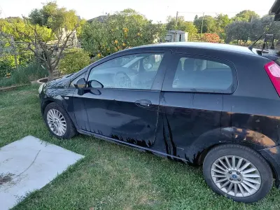 Usata Fiat Grande Punto Sport 90 CV (66 kW) 2007 Nero Utilitaria