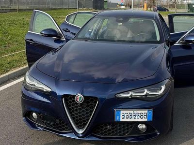 Usata Alfa Romeo Giulia Super 179 CV (131 kW) 2017 Blu/azzurro Berlina
