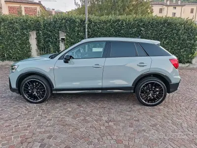 Usata Audi Q2 Comfort 150 CV (110 kW) 2023 Grigio SUV