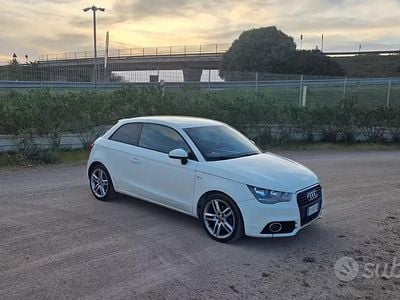 Usata Audi A1 105 CV (77 kW) 2012 Bianco Utilitaria