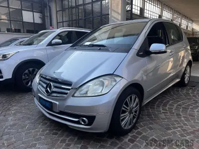 Usata Mercedes A160 Avantgarde 95 CV (69 kW) 2010 Argento Monovolume