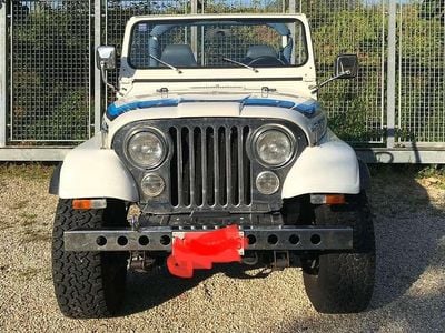Używany Jeep CJ 150 KM (110 kW) 1979 Biały SUV