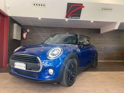 Begagnad Mini ONE 102 HK (75 kW) 2020 Blå Halvkombi