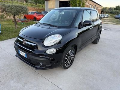 Begagnad Fiat 500L Mirror 95 HK (69 kW) 2019 Svart Minibuss