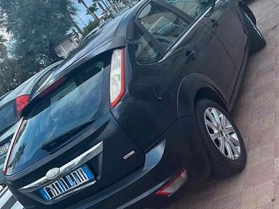 Nero Usata 2009 Ford Focus Utilitaria | 2000 € (Buon prezzo)
