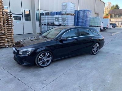 Mercedes CLA220 Shooting Brake