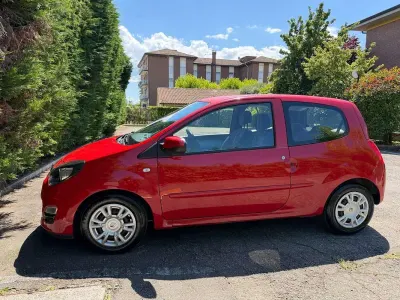 Usata Renault Twingo 75 CV (55 kW) 2012 Rosso Utilitaria