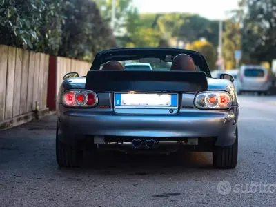 Usata Mazda MX5 110 CV (80 kW) 2002 Cabrio