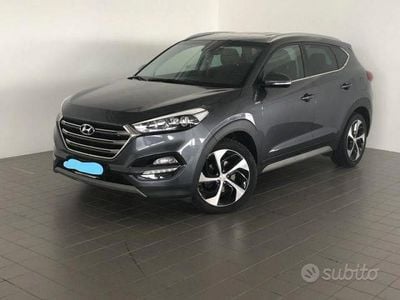 Usata Hyundai Tucson Xpossible 141 CV (103 kW) 2017 Grigio SUV