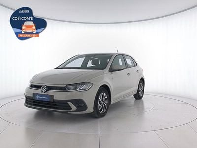 Usata VW Polo Life 95 CV (69 kW) 2023 Ascot grey Utilitaria